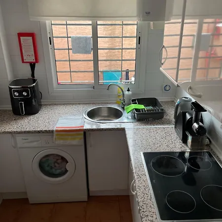 Lovely Family House By The Golf Course * Huelva