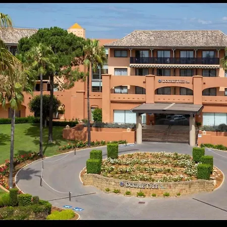 Lovely Family House By The Golf Course Holiday home *